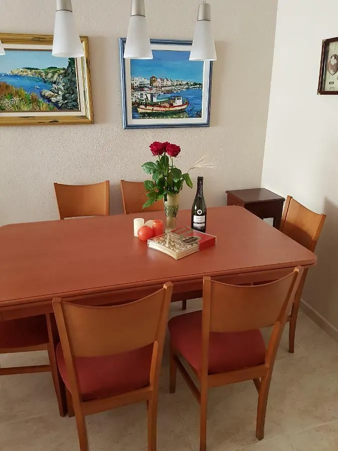 El Pescador Park Cozy Apartment Камбрильс 0*,  Испания